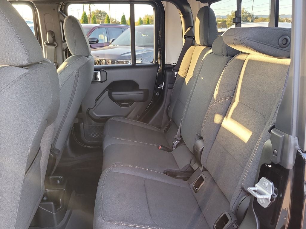 2025 Jeep Gladiator Sport S