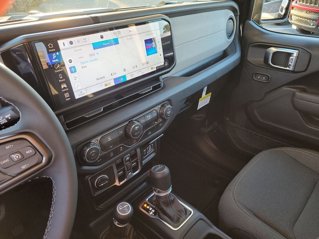 2025 Jeep Gladiator Sport S