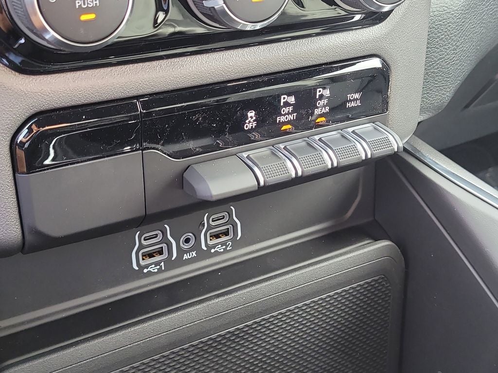 2026 RAM 1500 Express