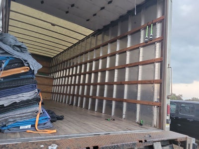 2022 Ford F-650SD Base