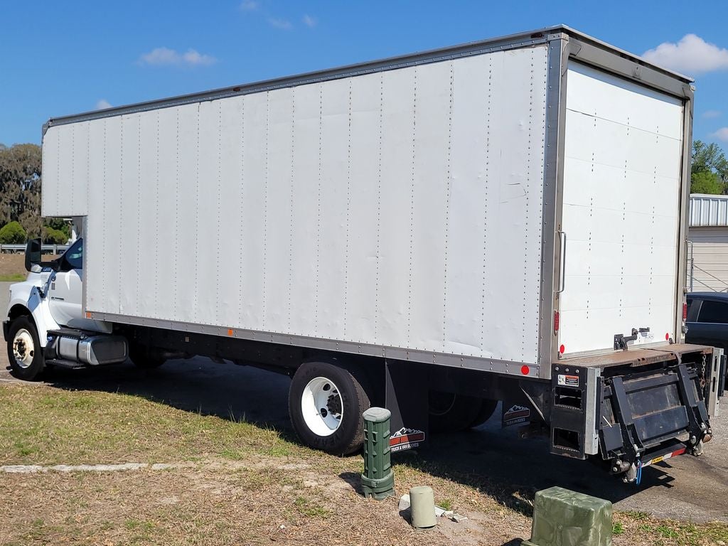 2022 Ford F-650SD Base