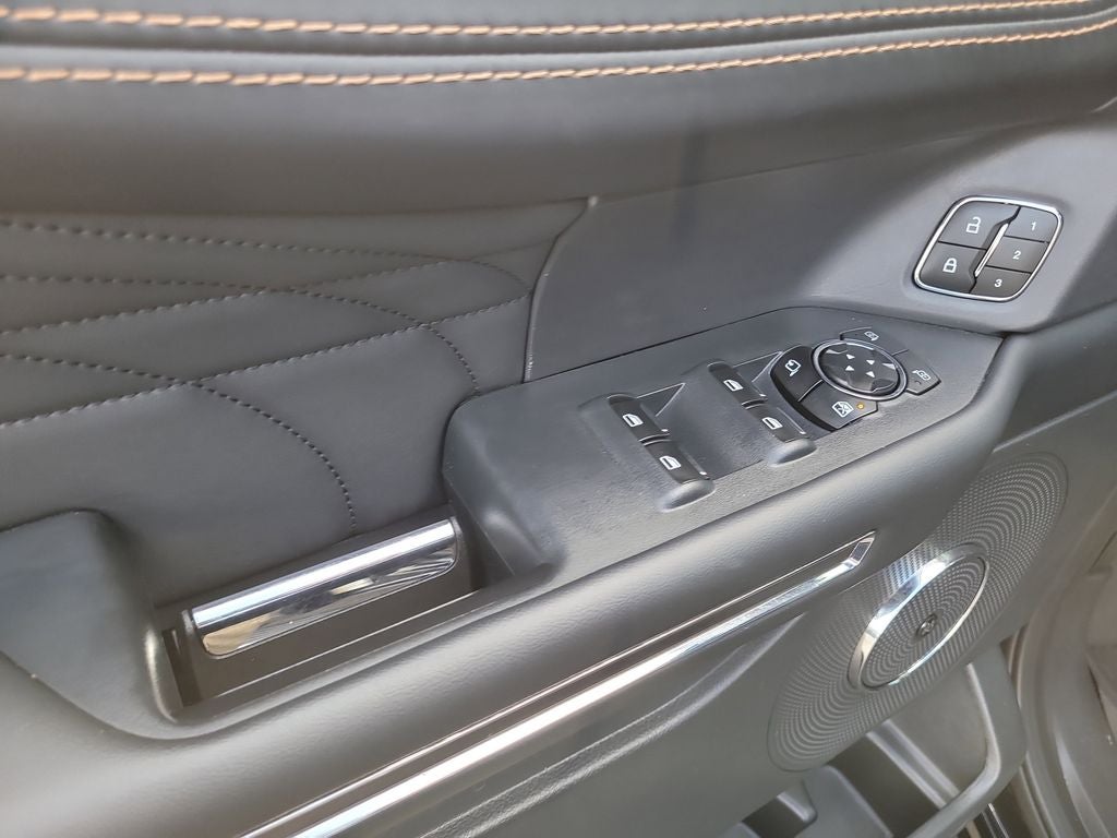 2023 Ford Expedition Platinum