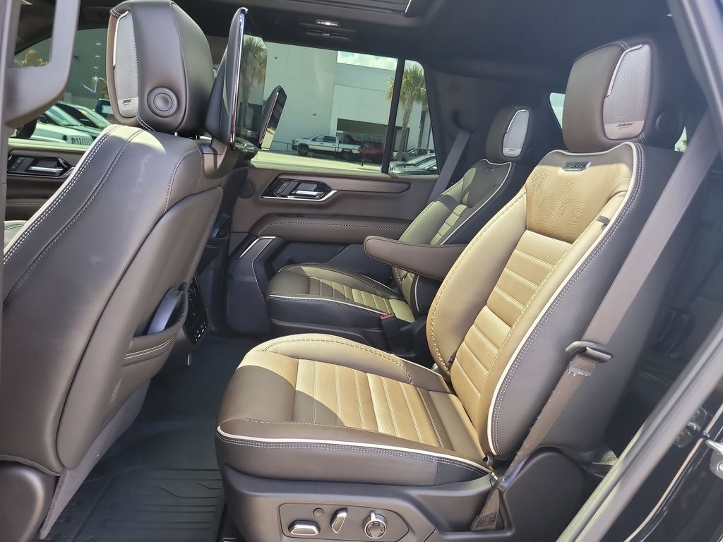 2025 GMC Yukon Denali Ultimate