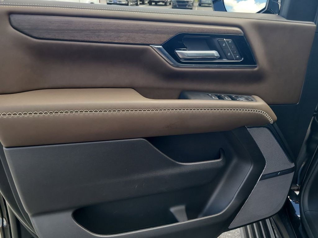 2025 GMC Yukon Denali Ultimate