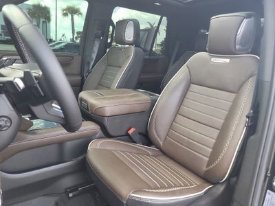 2025 GMC Yukon Denali Ultimate