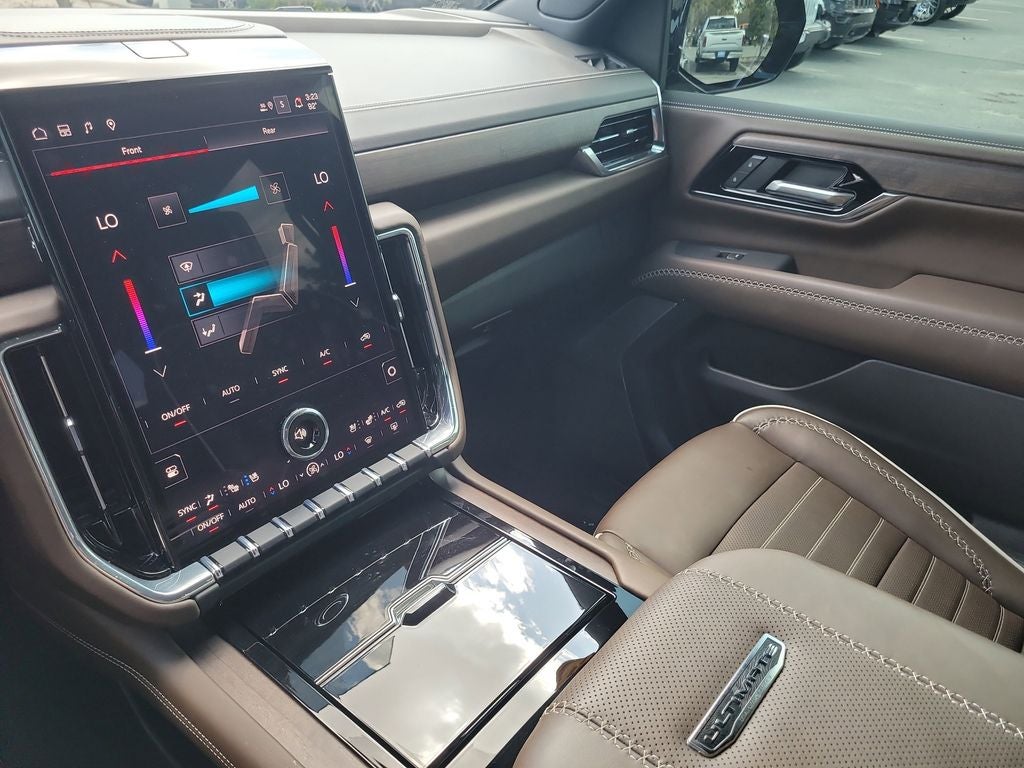 2025 GMC Yukon Denali Ultimate