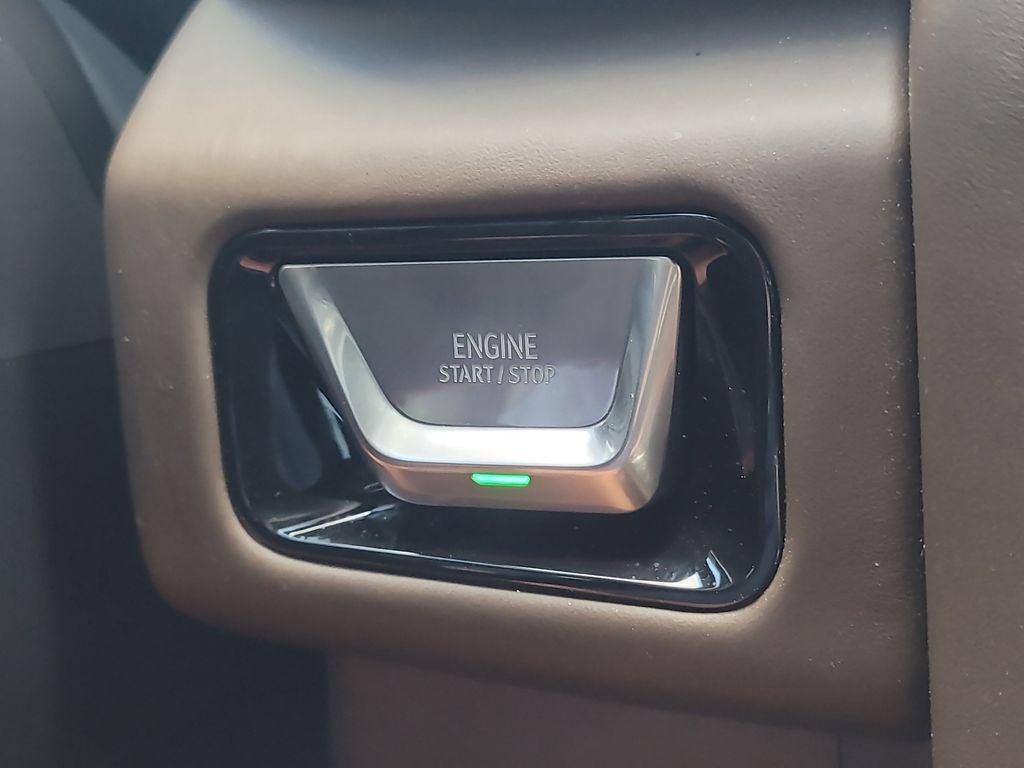 2025 GMC Yukon Denali Ultimate