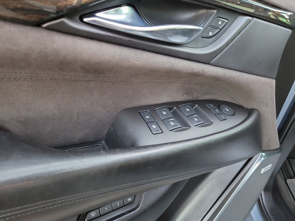 2016 Cadillac Escalade Platinum Edition