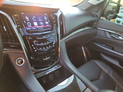 2016 Cadillac Escalade Platinum Edition
