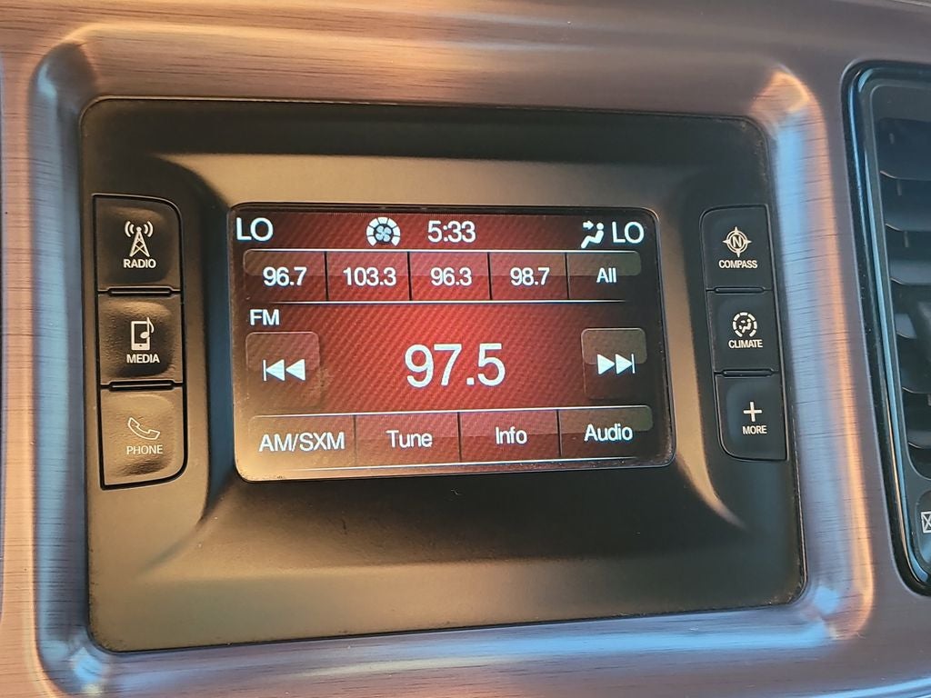 2016 Dodge Challenger SXT