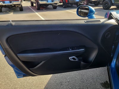 2022 Dodge Challenger SXT