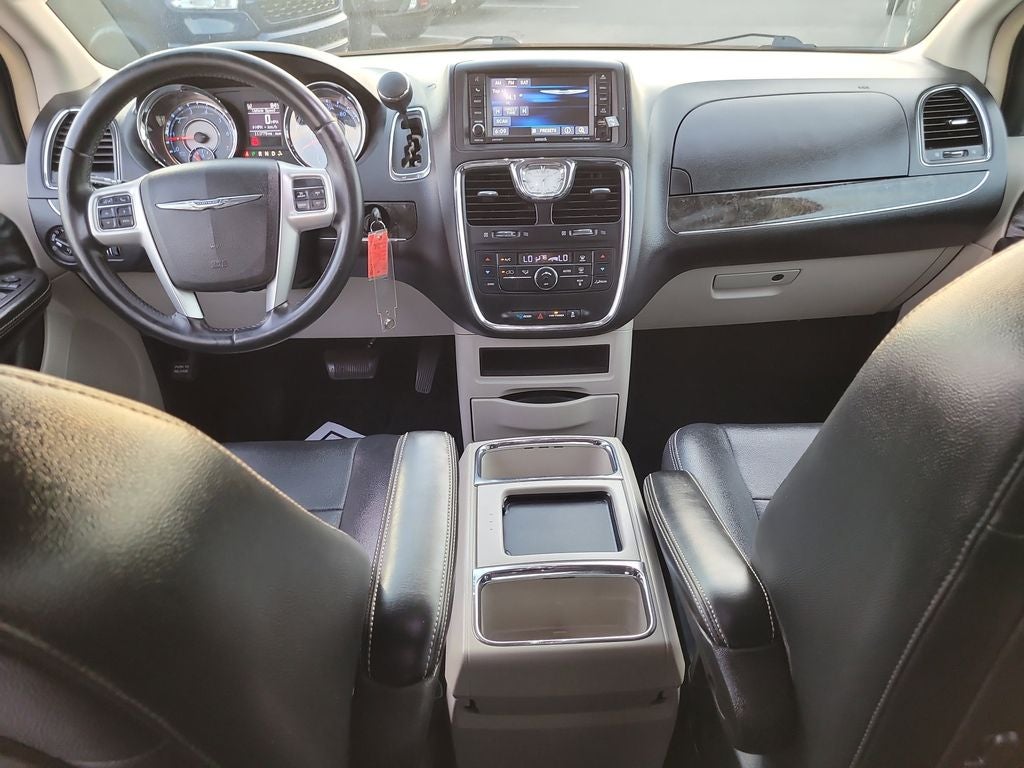 2015 Chrysler Town & Country Touring