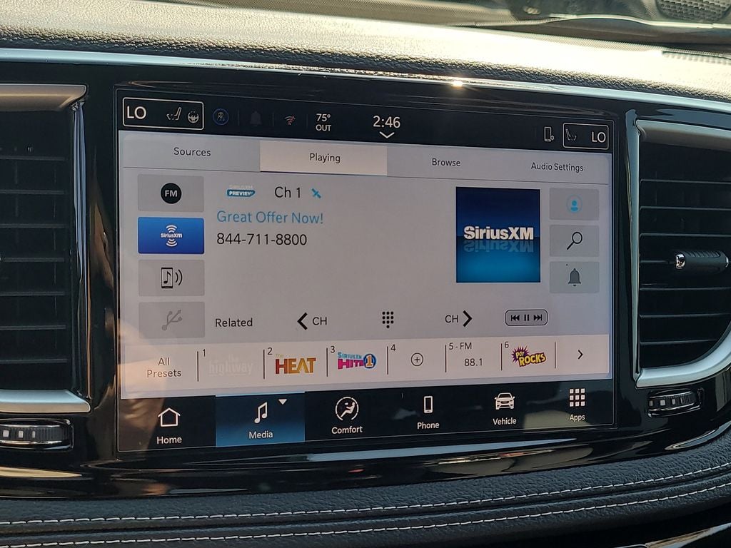 2026 Chrysler Pacifica Select