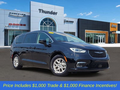 2024 Chrysler Pacifica Touring L