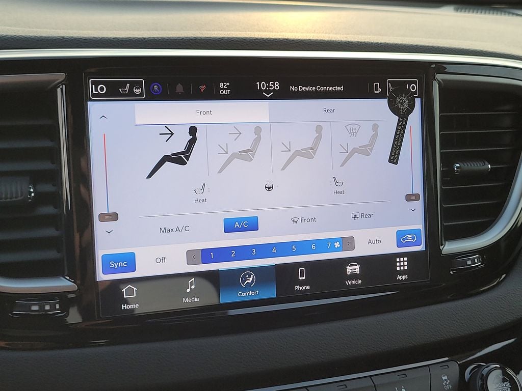 2026 Chrysler Voyager LX