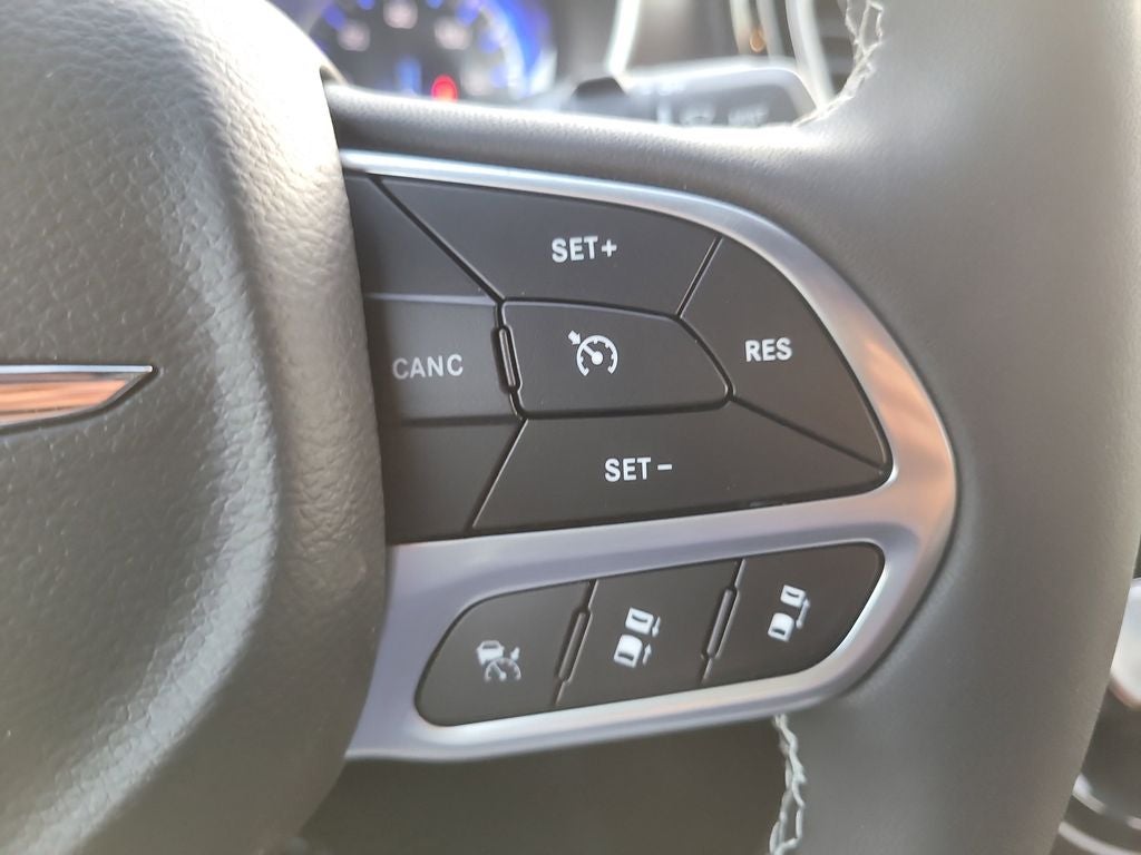 2026 Chrysler Voyager LX