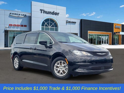 2024 Chrysler Voyager LX