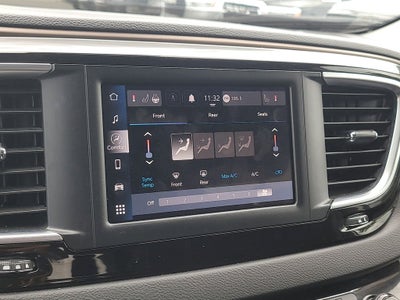 2024 Chrysler Voyager LX