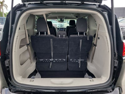 2024 Chrysler Voyager LX
