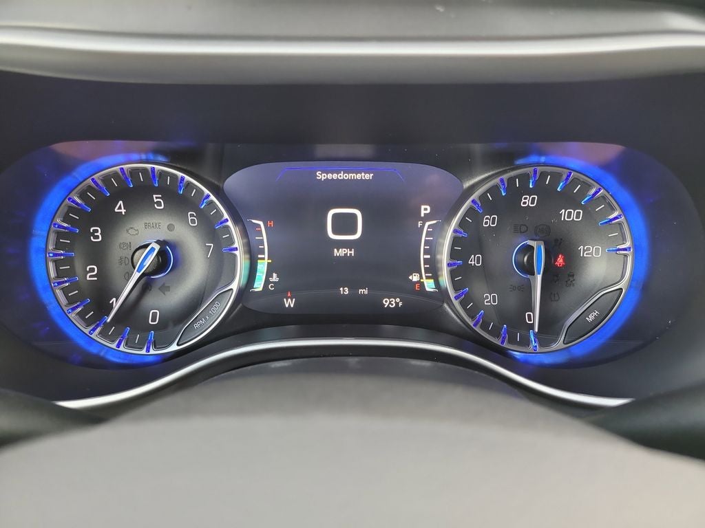 2026 Chrysler Voyager LX