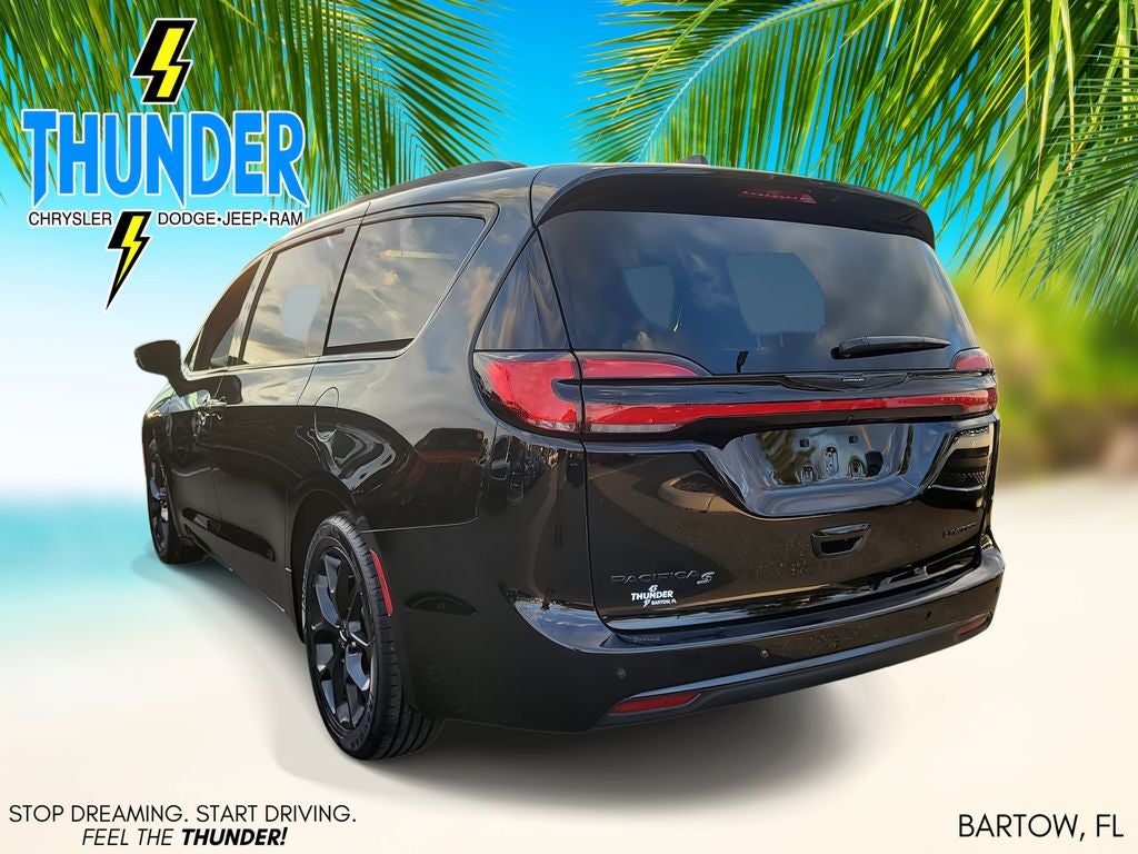 2025 Chrysler Pacifica Limited