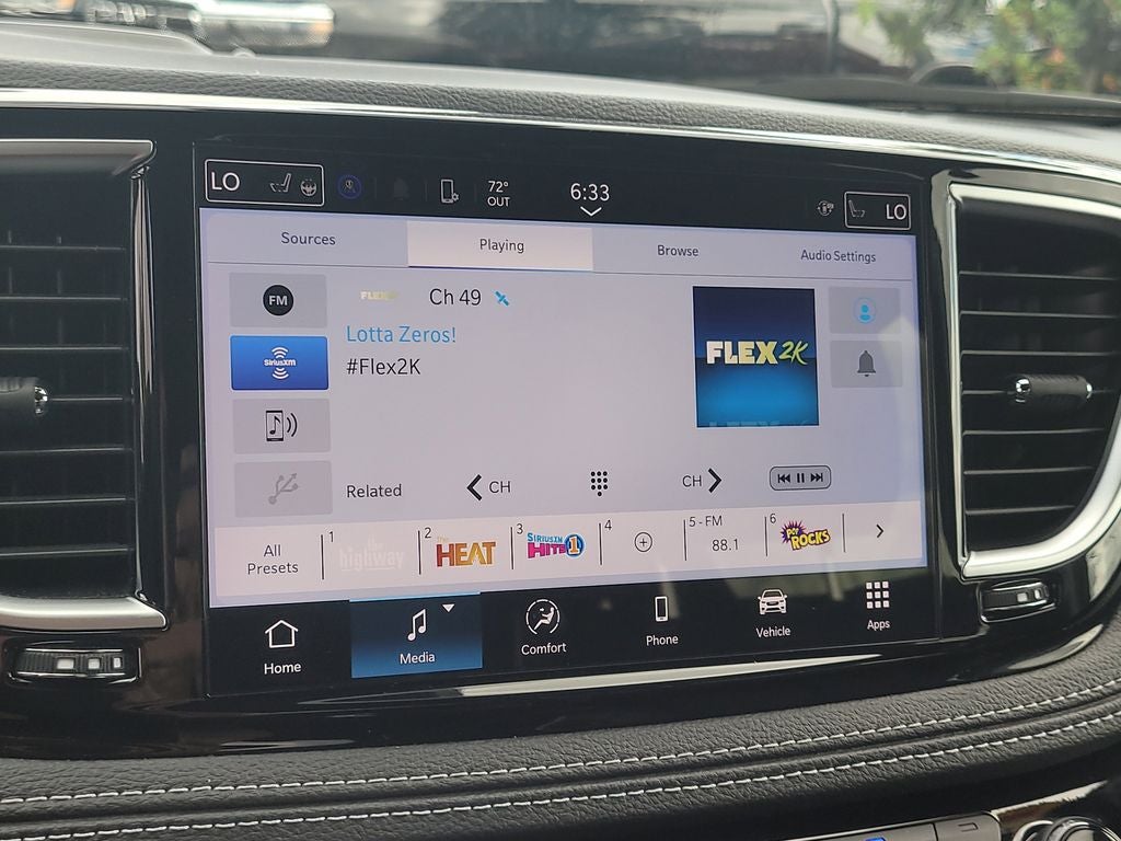 2025 Chrysler Pacifica Hybrid Select