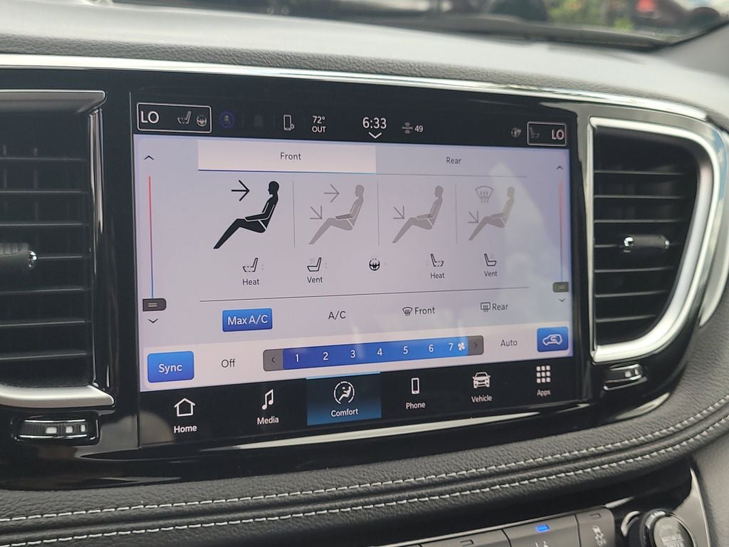 2025 Chrysler Pacifica Hybrid Select