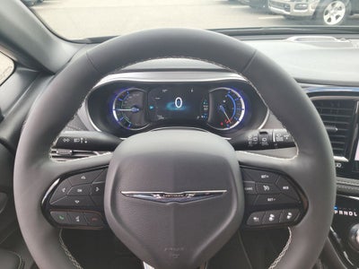 2025 Chrysler Pacifica Hybrid Select