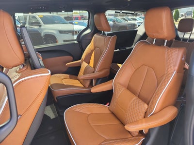 2026 Chrysler Pacifica Pinnacle