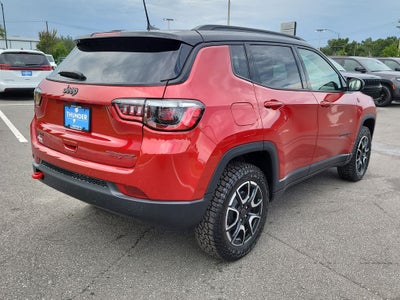 2025 Jeep Compass Trailhawk