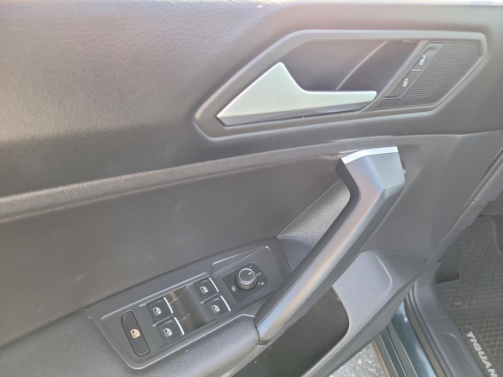 2019 Volkswagen Tiguan 2.0T SE