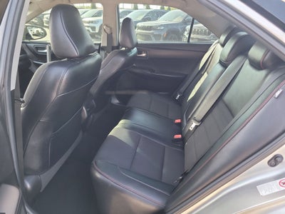 2017 Toyota Camry SE