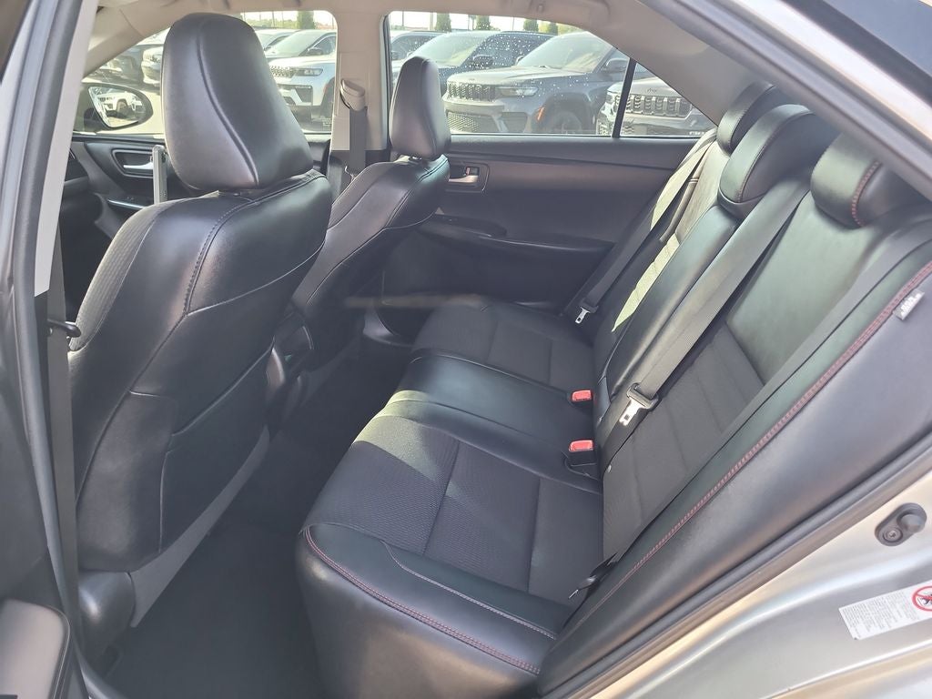 2017 Toyota Camry SE