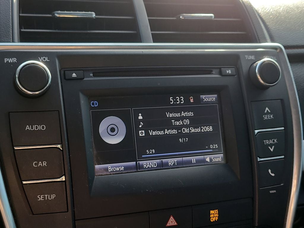 2017 Toyota Camry SE