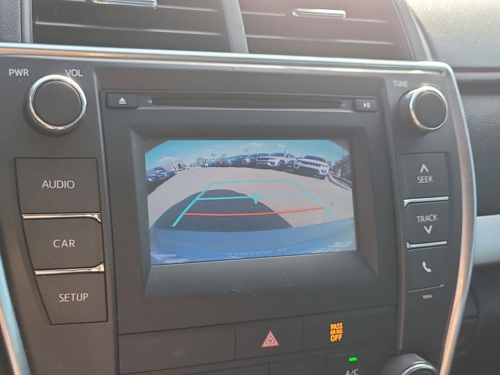 2017 Toyota Camry SE