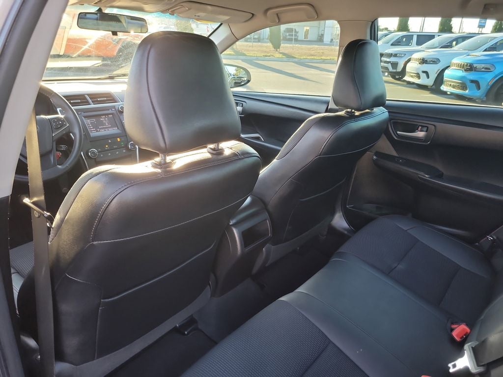 2017 Toyota Camry SE