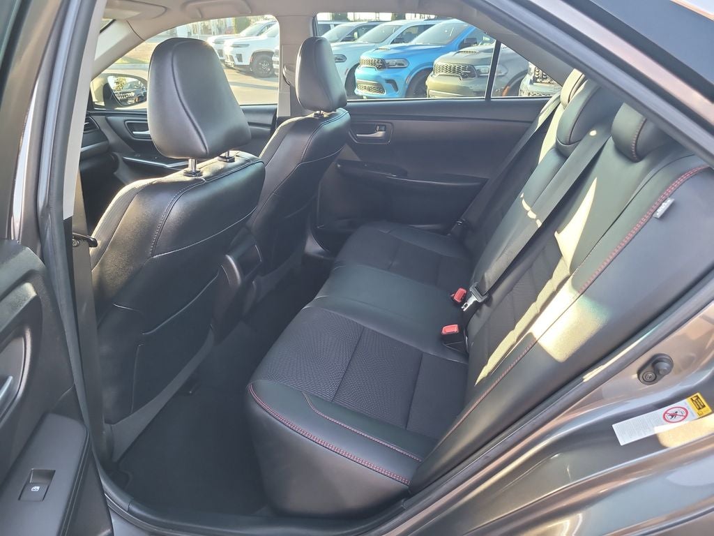 2017 Toyota Camry SE