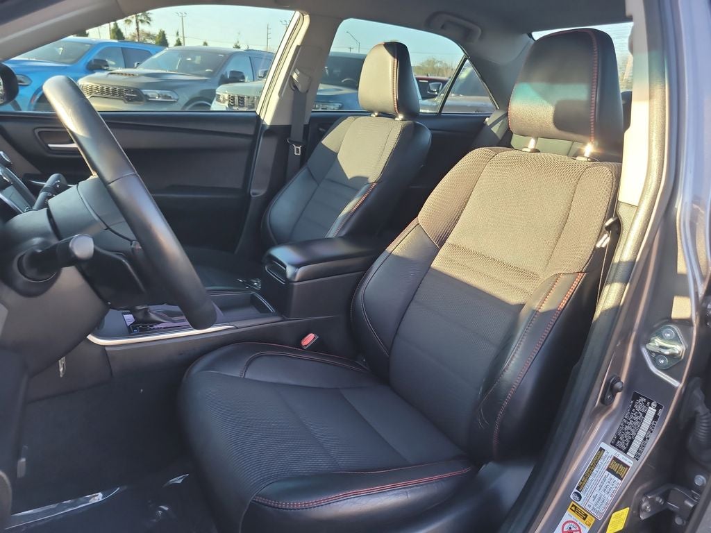 2017 Toyota Camry SE