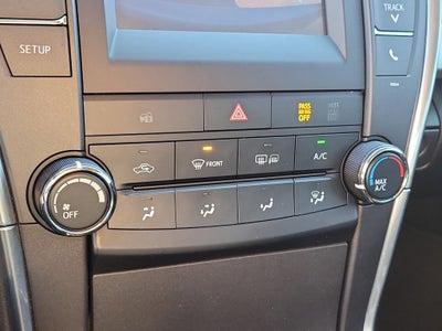 2017 Toyota Camry SE